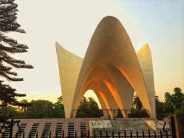 Tin Netar Mazar Dhaka