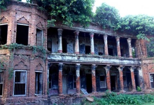 Arpara Munshi Bari