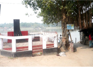 Boleshwari Ghat Shahid Sritistombho