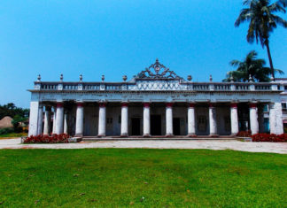 Gangatia Jamidar Bari