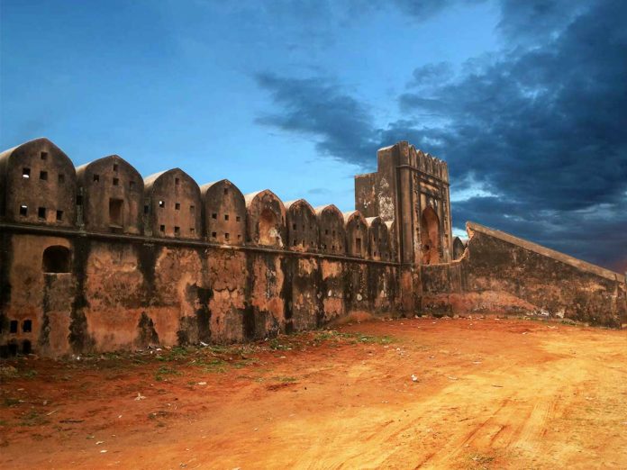 Hajiganj Fort