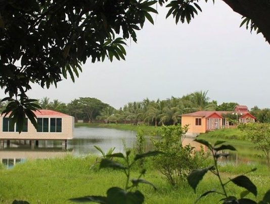 Mozaffar Garden & Resort