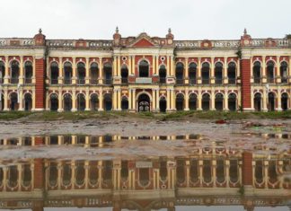 Murapara Jamidar Bari