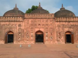 শাহ নেয়ামত উল্লাহ ওয়ালী মসজিদ